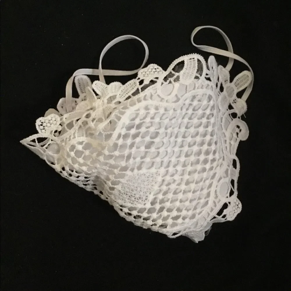 ‎2/$22 WHITE LACE MASK